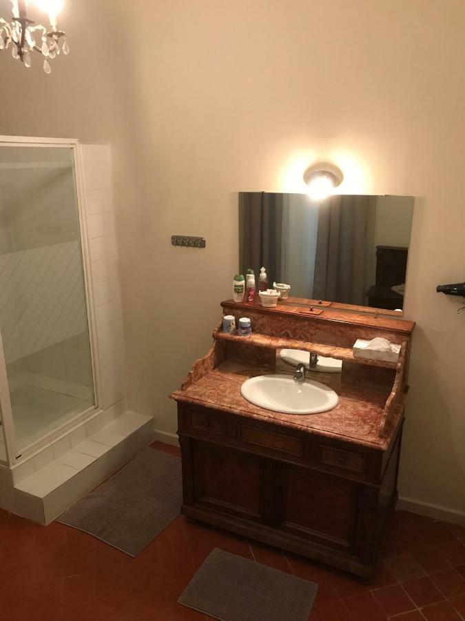 La Maison Quarante Bed & Breakfast Room photo